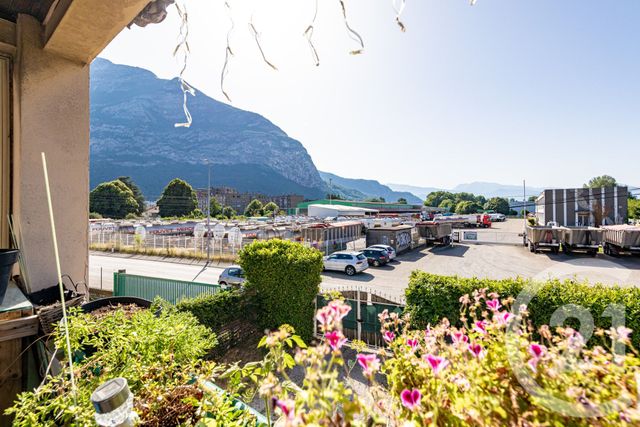 Appartement F4 à vendre - 4 pièces - 96.26 m2 - ST EGREVE - 38 - RHONE-ALPES - Century 21 Victor Hugo