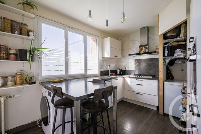 Appartement F4 à vendre - 4 pièces - 96.26 m2 - ST EGREVE - 38 - RHONE-ALPES - Century 21 Victor Hugo