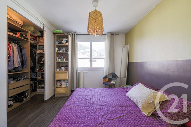 Appartement F4 à vendre - 4 pièces - 96.26 m2 - ST EGREVE - 38 - RHONE-ALPES - Century 21 Victor Hugo