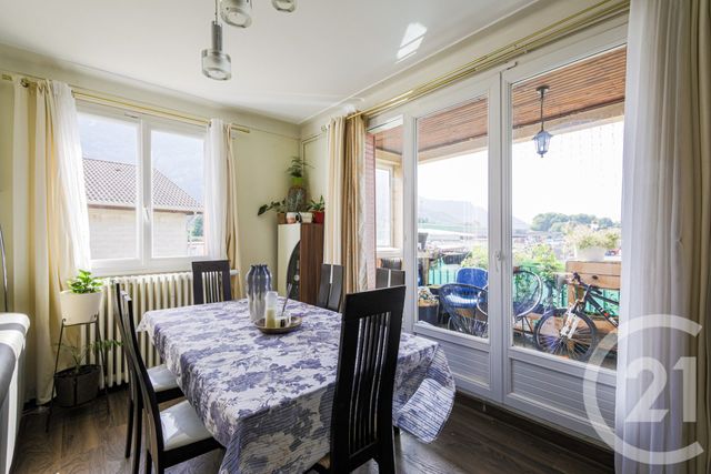 Appartement F4 à vendre - 4 pièces - 96.26 m2 - ST EGREVE - 38 - RHONE-ALPES - Century 21 Victor Hugo