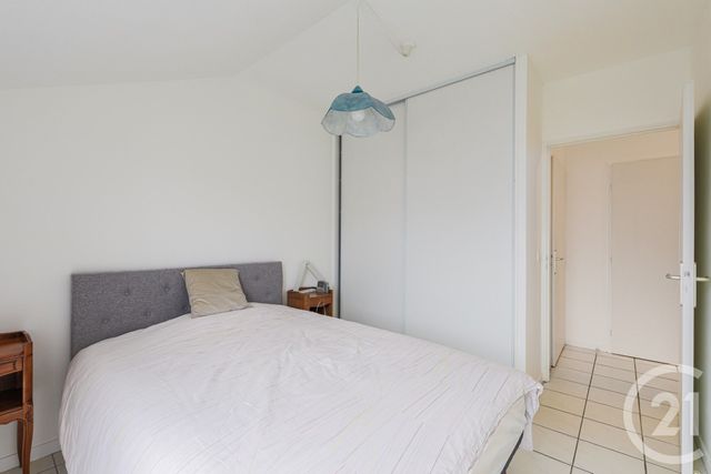 Appartement F2 à vendre - 2 pièces - 49.0 m2 - FONTAINE - 38 - RHONE-ALPES - Century 21 Victor Hugo