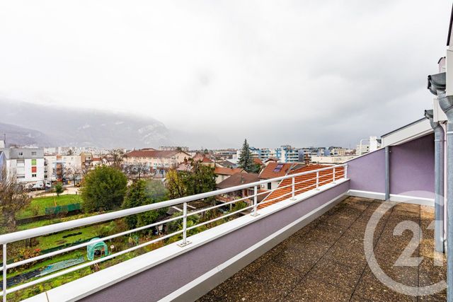 Appartement F2 à vendre - 2 pièces - 49.0 m2 - FONTAINE - 38 - RHONE-ALPES - Century 21 Victor Hugo