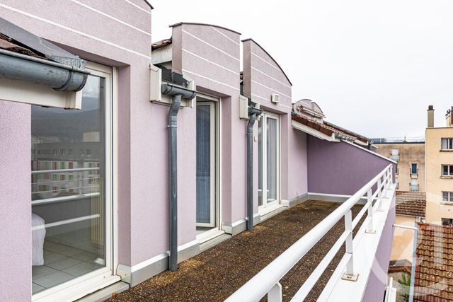 Appartement F2 à vendre - 2 pièces - 49.0 m2 - FONTAINE - 38 - RHONE-ALPES - Century 21 Victor Hugo