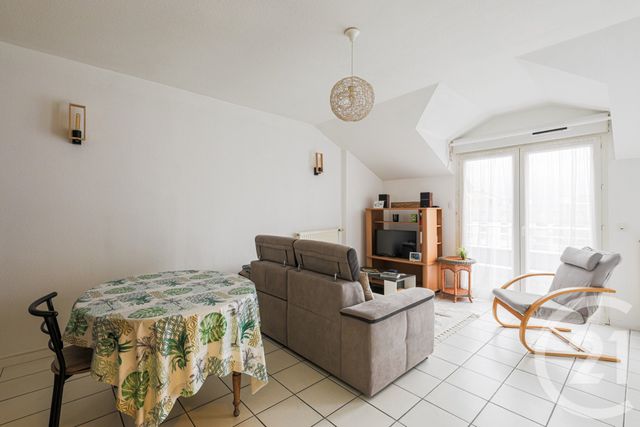 Appartement F2 à vendre - 2 pièces - 49.0 m2 - FONTAINE - 38 - RHONE-ALPES - Century 21 Victor Hugo