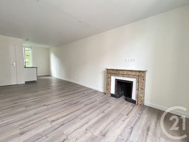 Appartement T2 à louer - 2 pièces - 41.84 m2 - GRENOBLE - 38 - RHONE-ALPES - Century 21 Victor Hugo