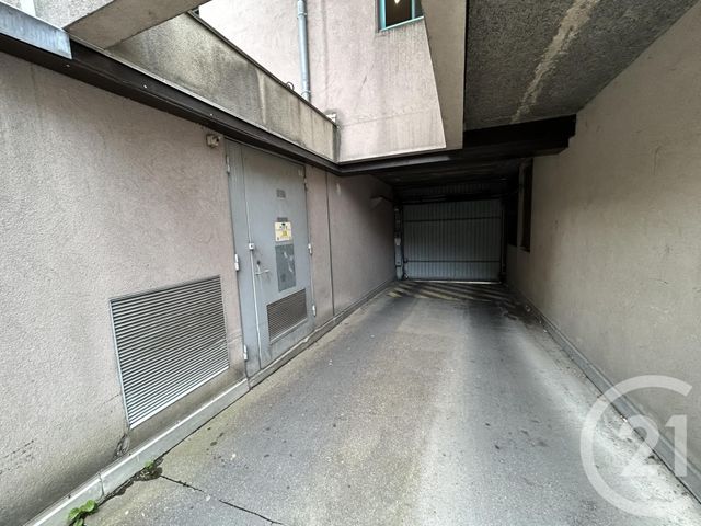 parking à louer - 12.0 m2 - GRENOBLE - 38 - RHONE-ALPES - Century 21 Victor Hugo