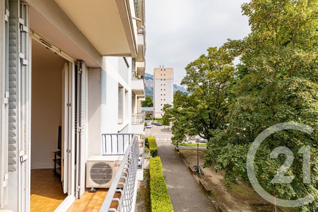Appartement F4 à vendre - 4 pièces - 65.0 m2 - ST MARTIN D HERES - 38 - RHONE-ALPES - Century 21 Victor Hugo