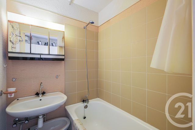 Appartement T2 à vendre - 2 pièces - 26.0 m2 - HUEZ - 38 - RHONE-ALPES - Century 21 Victor Hugo