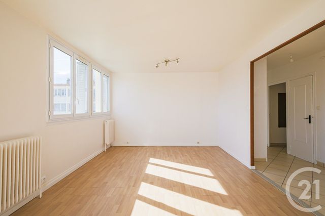 Appartement à vendre - 3 pièces - 76.0 m2 - ECHIROLLES - 38 - RHONE-ALPES - Century 21 Victor Hugo