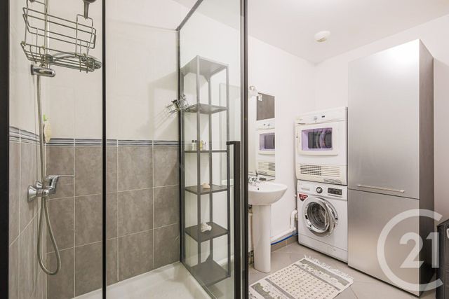 Afficher la photo en grand Appartement T4 à vendre - 4 pièces - 104.04 m2 - GRENOBLE - 38 - RHONE-ALPES - Century 21 Victor Hugo