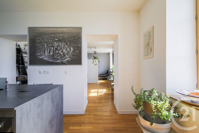 Afficher la photo en grand Appartement T4 à vendre - 4 pièces - 104.04 m2 - GRENOBLE - 38 - RHONE-ALPES - Century 21 Victor Hugo