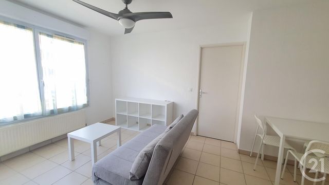 Appartement T2 à louer - 2 pièces - 41.65 m2 - GRENOBLE - 38 - RHONE-ALPES - Century 21 Victor Hugo