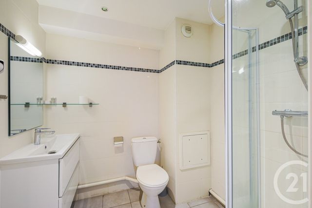 Appartement Studio à vendre - 1 pièce - 24.2 m2 - GRENOBLE - 38 - RHONE-ALPES - Century 21 Victor Hugo