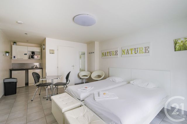 Appartement Studio à vendre - 1 pièce - 24.2 m2 - GRENOBLE - 38 - RHONE-ALPES - Century 21 Victor Hugo
