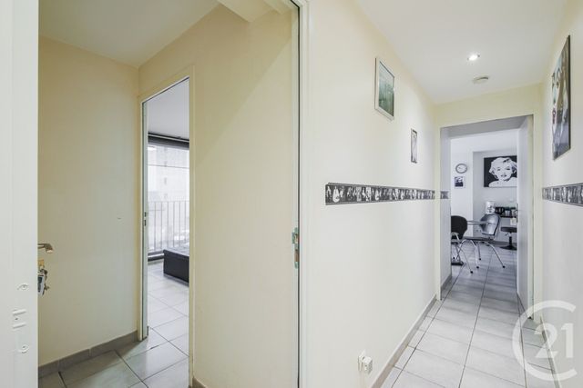 Appartement Studio à vendre - 2 pièces - 47.8 m2 - GRENOBLE - 38 - RHONE-ALPES - Century 21 Victor Hugo