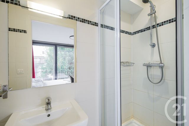 Appartement Studio à vendre - 2 pièces - 47.8 m2 - GRENOBLE - 38 - RHONE-ALPES - Century 21 Victor Hugo