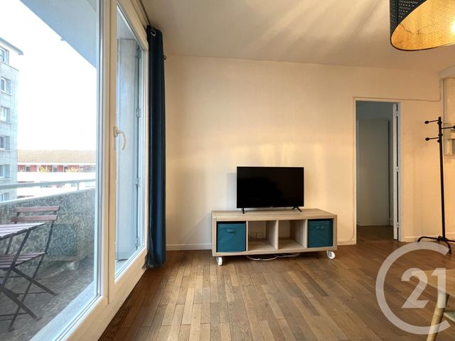 Appartement T4 à louer - 4 pièces - 62.75 m2 - GRENOBLE - 38 - RHONE-ALPES - Century 21 Victor Hugo