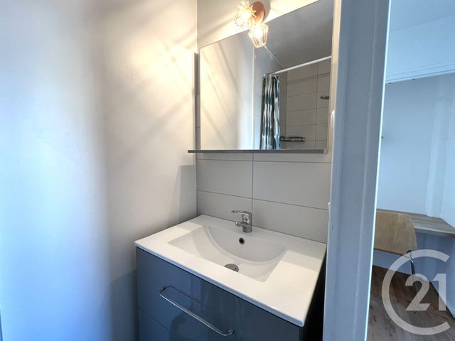 Appartement T4 à louer - 4 pièces - 62.75 m2 - GRENOBLE - 38 - RHONE-ALPES - Century 21 Victor Hugo