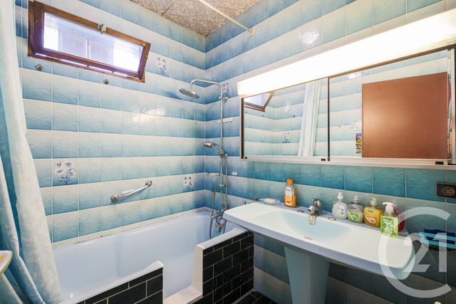 maison à vendre - 4 pièces - 100.0 m2 - CROLLES - 38 - RHONE-ALPES - Century 21 Victor Hugo