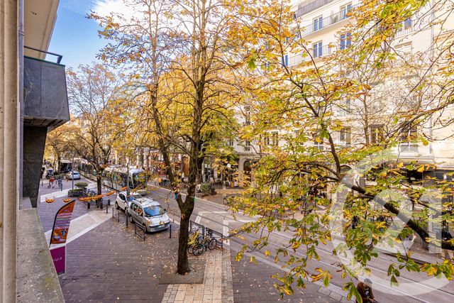 Appartement F4 à vendre - 4 pièces - 124.46 m2 - GRENOBLE - 38 - RHONE-ALPES - Century 21 Victor Hugo