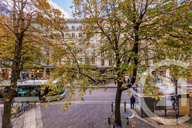 Appartement F4 à vendre - 4 pièces - 124.46 m2 - GRENOBLE - 38 - RHONE-ALPES - Century 21 Victor Hugo