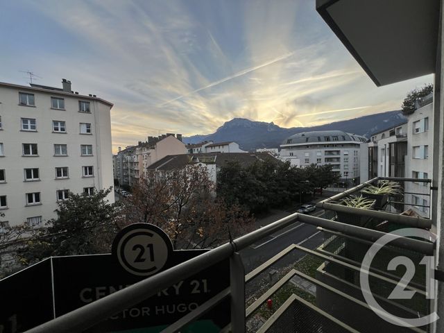 Appartement Studio à louer - 1 pièce - 29.67 m2 - GRENOBLE - 38 - RHONE-ALPES - Century 21 Victor Hugo