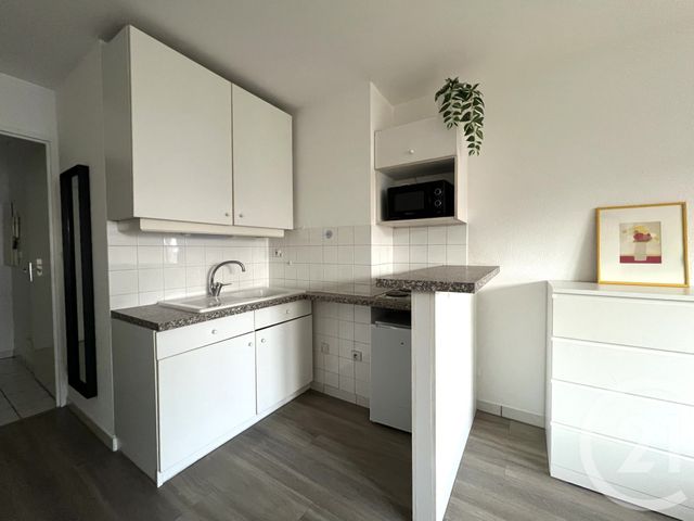 Appartement Studio à louer - 1 pièce - 29.67 m2 - GRENOBLE - 38 - RHONE-ALPES - Century 21 Victor Hugo