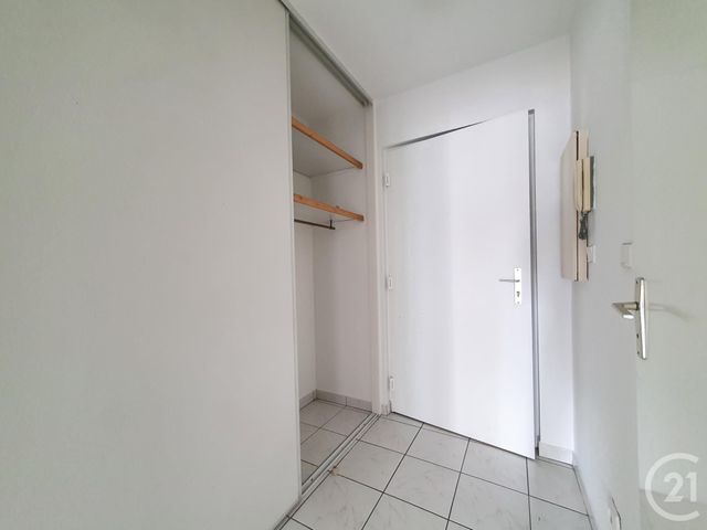 Appartement Studio à louer - 1 pièce - 29.67 m2 - GRENOBLE - 38 - RHONE-ALPES - Century 21 Victor Hugo