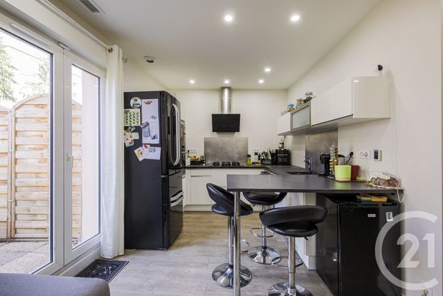 Appartement à vendre - 3 pièces - 62.26 m2 - GRENOBLE - 38 - RHONE-ALPES - Century 21 Victor Hugo