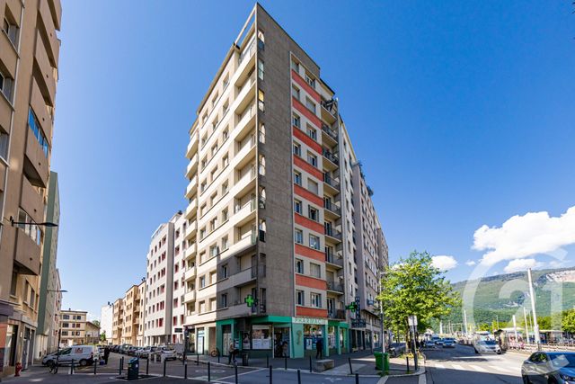 Appartement T2 à vendre - 2 pièces - 58.0 m2 - GRENOBLE - 38 - RHONE-ALPES - Century 21 Victor Hugo