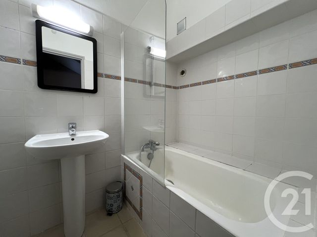 Appartement T2 à louer - 2 pièces - 57.05 m2 - GRENOBLE - 38 - RHONE-ALPES - Century 21 Victor Hugo