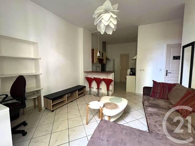 Appartement T2 à louer - 2 pièces - 39.25 m2 - GRENOBLE - 38 - RHONE-ALPES - Century 21 Victor Hugo