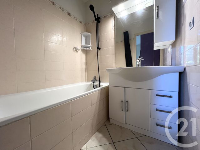 Appartement T2 à louer - 2 pièces - 39.25 m2 - GRENOBLE - 38 - RHONE-ALPES - Century 21 Victor Hugo