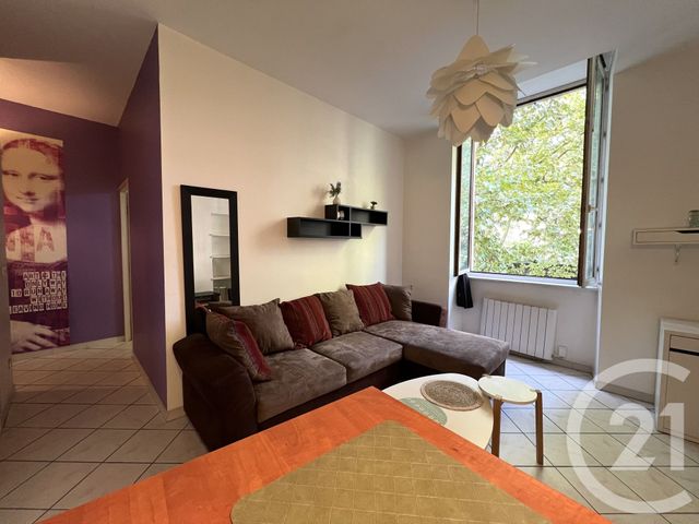 Appartement T2 à louer - 2 pièces - 39.25 m2 - GRENOBLE - 38 - RHONE-ALPES - Century 21 Victor Hugo