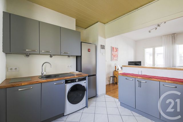 Appartement T3 à vendre - 3 pièces - 60.0 m2 - GRENOBLE - 38 - RHONE-ALPES - Century 21 Victor Hugo