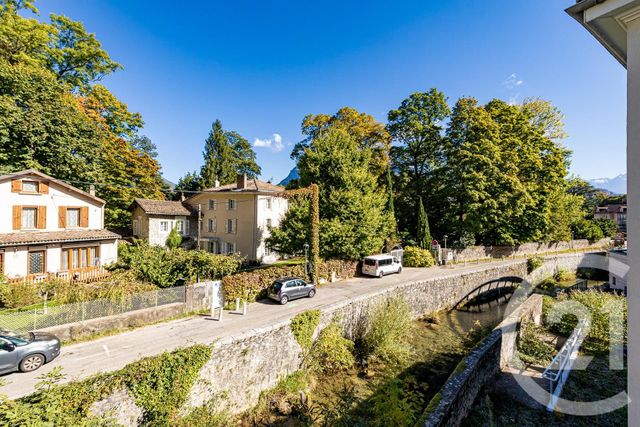 Appartement F7 et + à vendre - 8 pièces - 199.4 m2 - SASSENAGE - 38 - RHONE-ALPES - Century 21 Victor Hugo