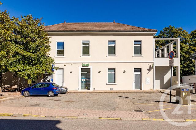 Appartement F7 et + à vendre - 8 pièces - 199.4 m2 - SASSENAGE - 38 - RHONE-ALPES - Century 21 Victor Hugo