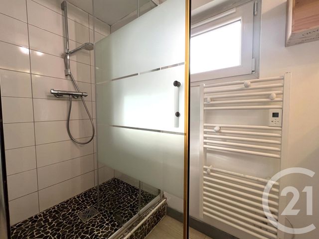 Appartement T2 à louer - 2 pièces - 69.12 m2 - GRENOBLE - 38 - RHONE-ALPES - Century 21 Victor Hugo