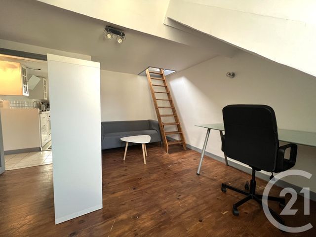 Appartement T2 à louer - 2 pièces - 69.12 m2 - GRENOBLE - 38 - RHONE-ALPES - Century 21 Victor Hugo