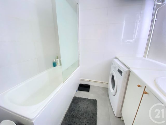 Appartement T1 à vendre - 1 pièce - 40.5 m2 - GRENOBLE - 38 - RHONE-ALPES - Century 21 Victor Hugo