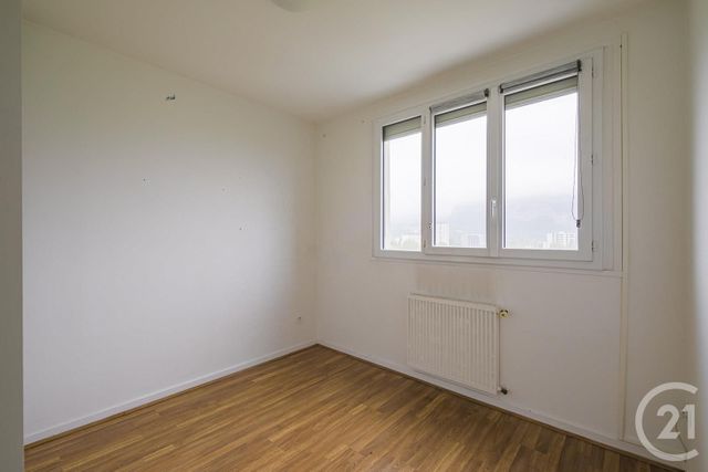 Appartement F3 à vendre - 3 pièces - 67.4 m2 - LE PONT DE CLAIX - 38 - RHONE-ALPES - Century 21 Victor Hugo