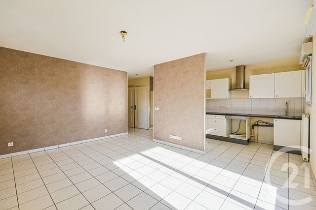 Appartement F2 à vendre - 2 pièces - 49.62 m2 - ST MARTIN D HERES - 38 - RHONE-ALPES - Century 21 Victor Hugo