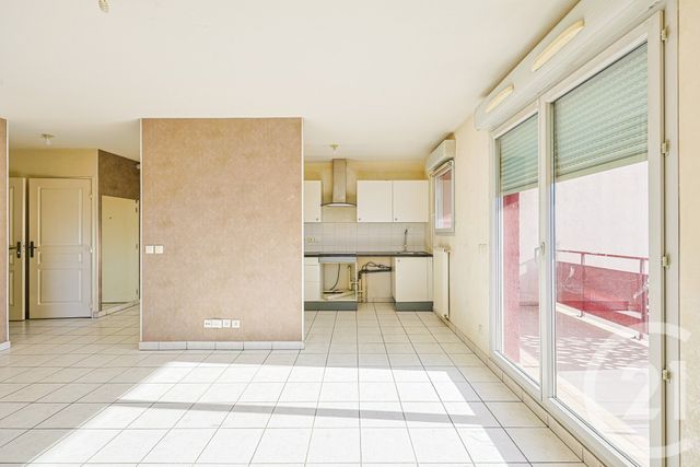 Appartement F2 à vendre - 2 pièces - 49.62 m2 - ST MARTIN D HERES - 38 - RHONE-ALPES - Century 21 Victor Hugo