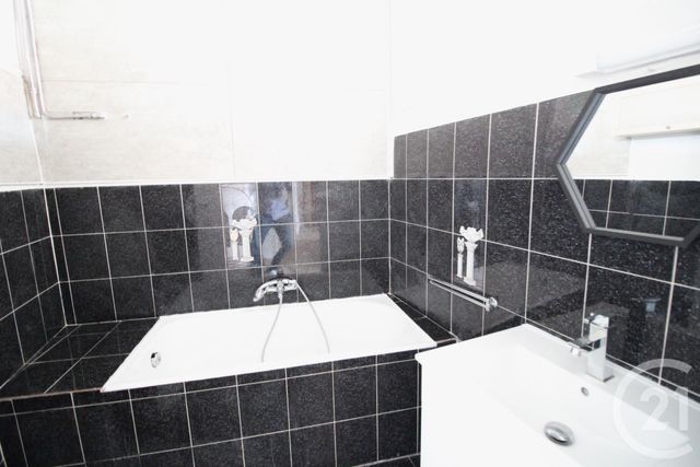 Appartement T2 à louer - 2 pièces - 49.23 m2 - GRENOBLE - 38 - RHONE-ALPES - Century 21 Victor Hugo