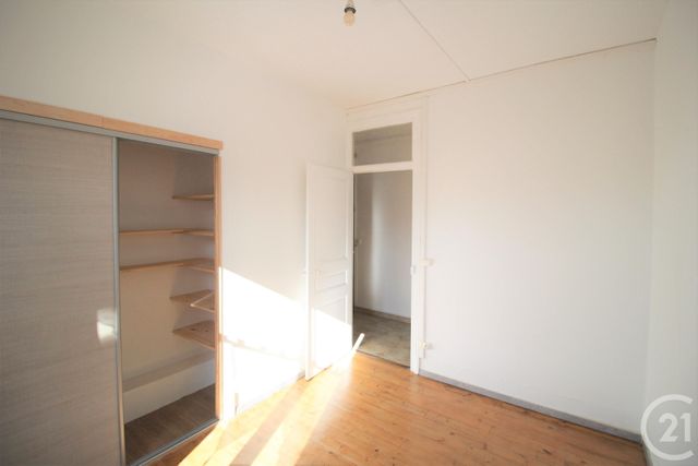 Appartement T2 à louer - 2 pièces - 49.23 m2 - GRENOBLE - 38 - RHONE-ALPES - Century 21 Victor Hugo
