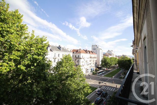 Appartement T2 à louer - 2 pièces - 49.23 m2 - GRENOBLE - 38 - RHONE-ALPES - Century 21 Victor Hugo