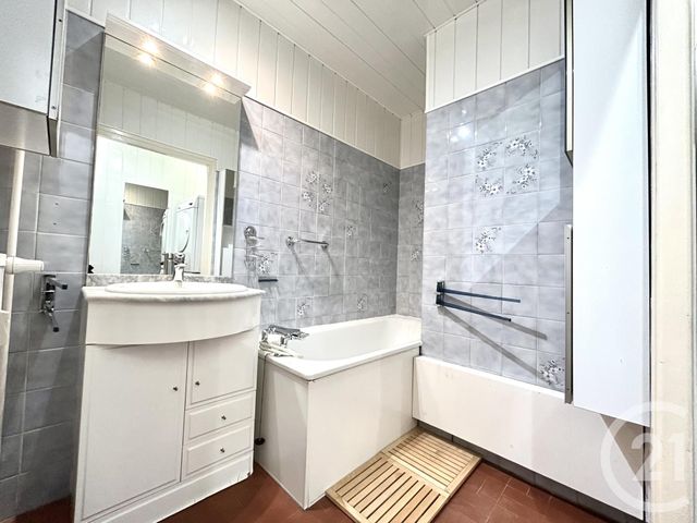 Appartement T4 à louer - 4 pièces - 78.77 m2 - MEYLAN - 38 - RHONE-ALPES - Century 21 Victor Hugo