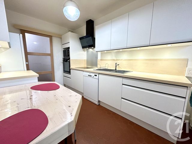 Appartement T4 à louer - 4 pièces - 78.77 m2 - MEYLAN - 38 - RHONE-ALPES - Century 21 Victor Hugo