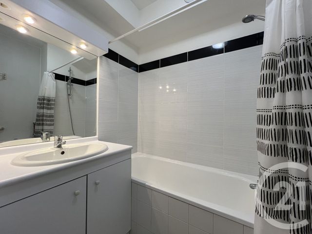 Appartement Studio à louer - 1 pièce - 17.55 m2 - GRENOBLE - 38 - RHONE-ALPES - Century 21 Victor Hugo