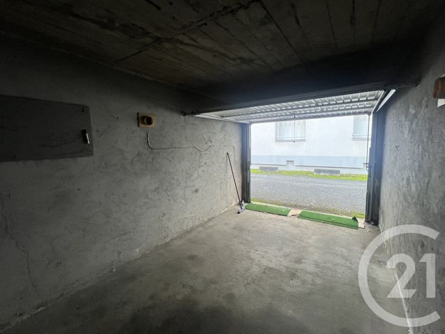 parking à louer - 15.0 m2 - GRENOBLE - 38 - RHONE-ALPES - Century 21 Victor Hugo